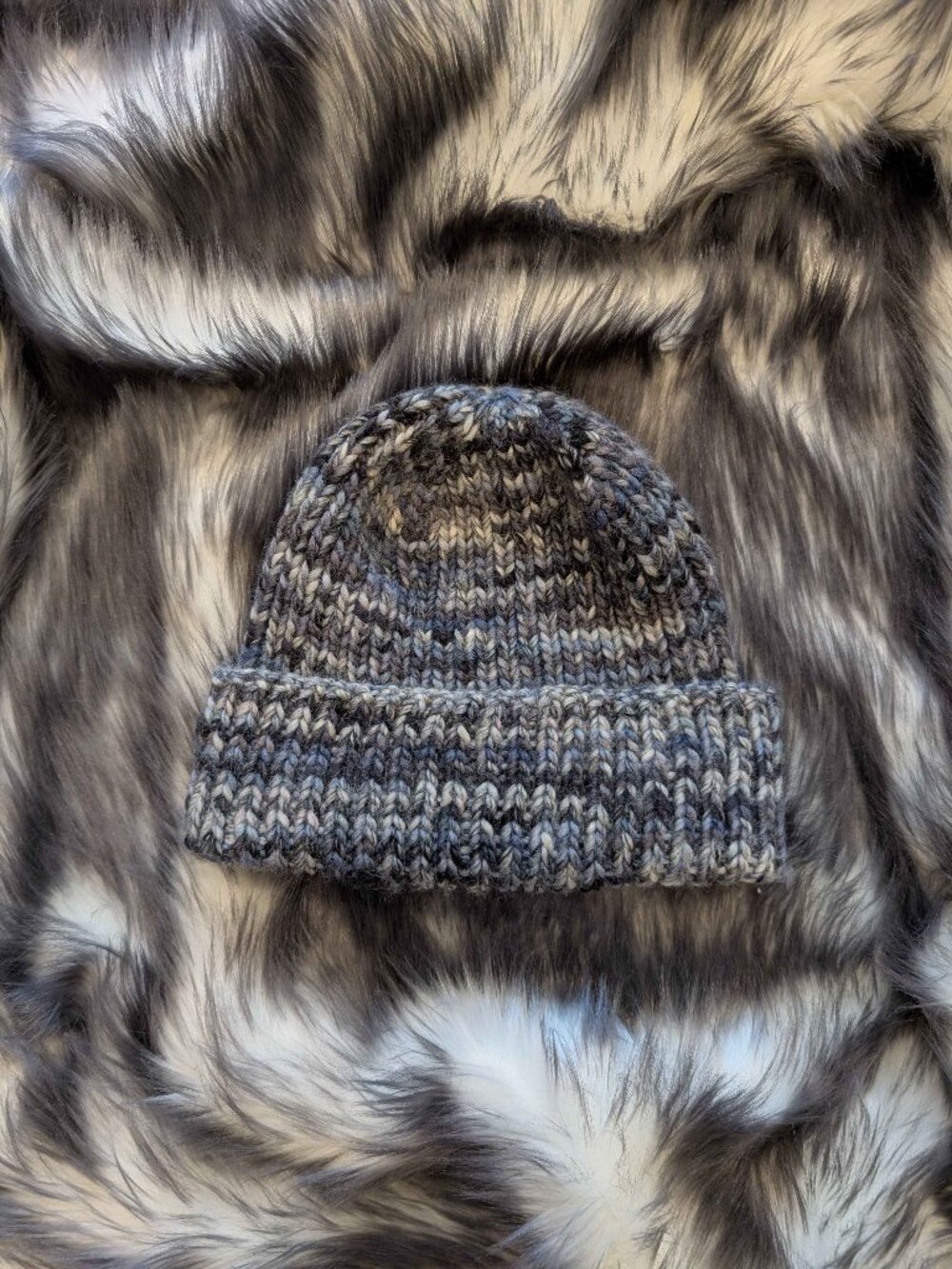 Superwash Wool Knit Beanie in Blue Melange